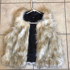 Fur vest